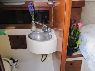 Key West Sailing Adventure Private Sailing Charters Our Boat Obsession Main Cabin Bathroom